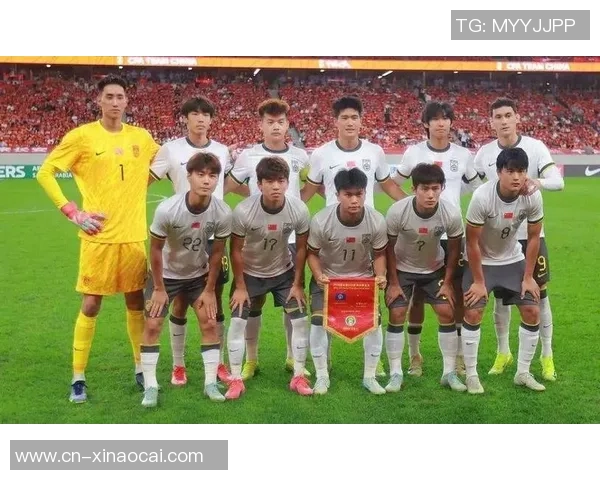 国足U22迎战泰国队全力争胜期待年轻球员展现实力与团队合作精神